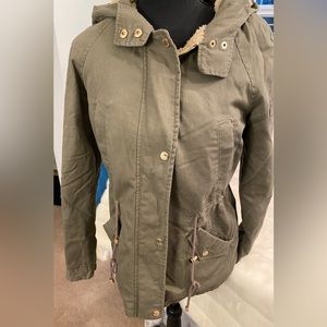 Fall Jacket with Hood, Pockets and Drawstring at the waist